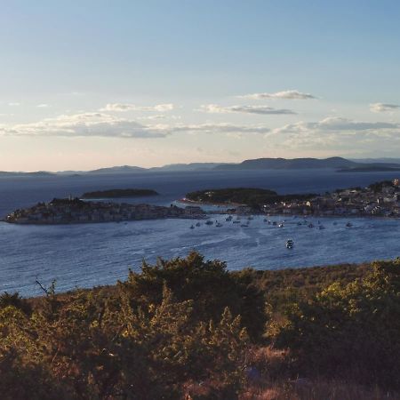Apartmani Dekovic Primosten Bagian luar foto