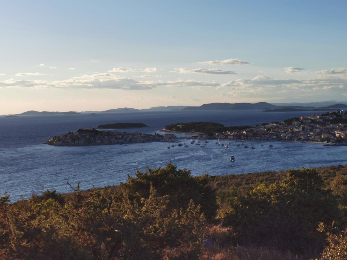 Apartmani Dekovic Primosten Bagian luar foto