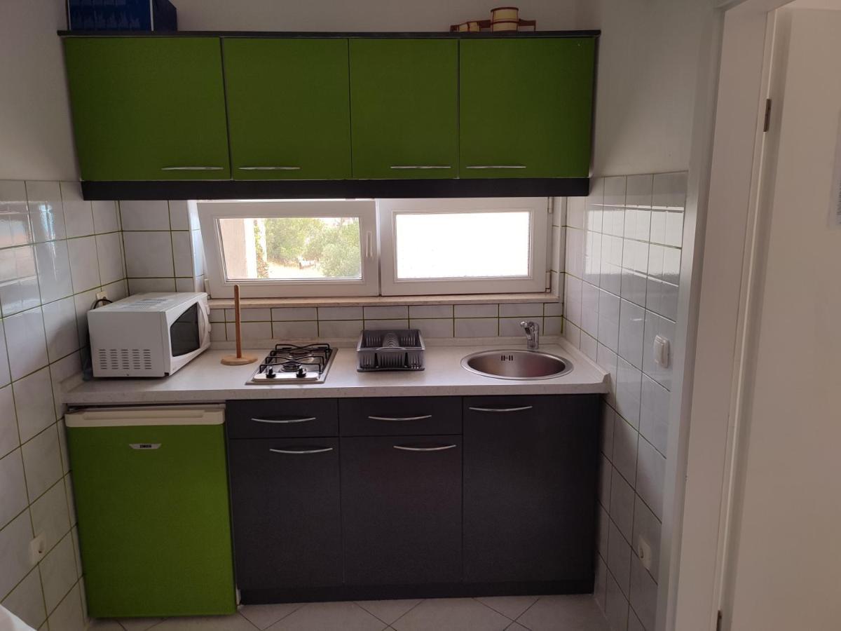 Apartmani Dekovic Primosten Bagian luar foto